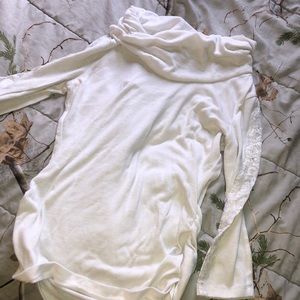 white turns-neck lace trimmed shirt